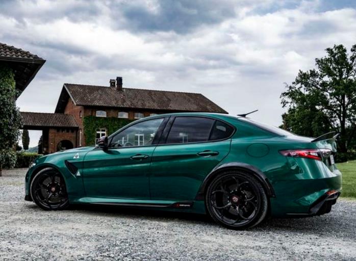ȫ¿ѧ׼/̼άϣGiulia GTAϵۣȫֻ500̨